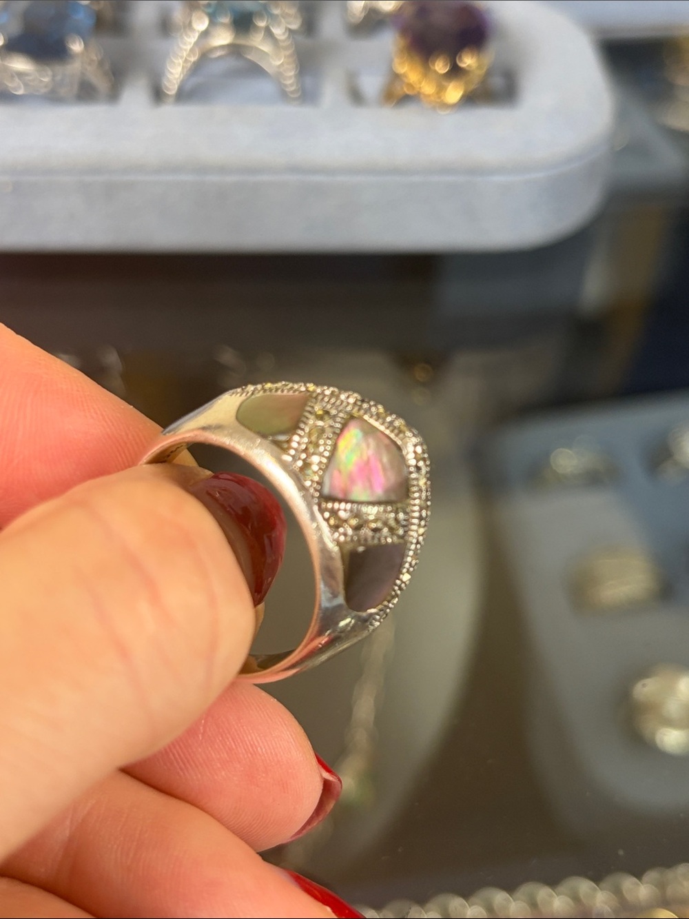 925 Sterling Silver Abalone & Marcasite Ring ๐ - Picture 1 of 2